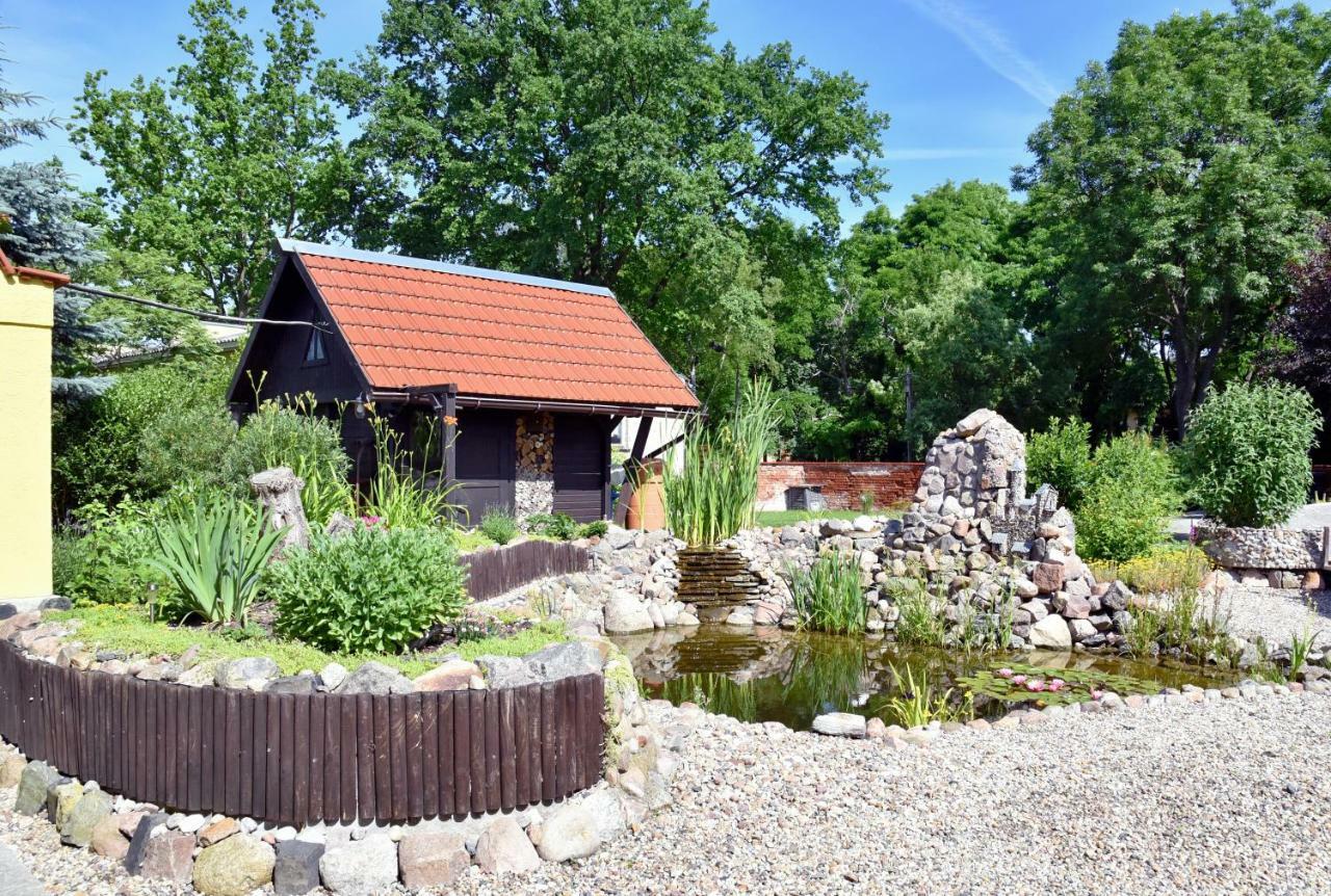 Ferienhaus "Am Gutspark" Alt Tucheband Eksteriør bilde